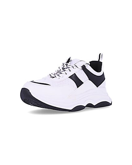 360 degree animation of product Black colour block chunky trainers frame-0