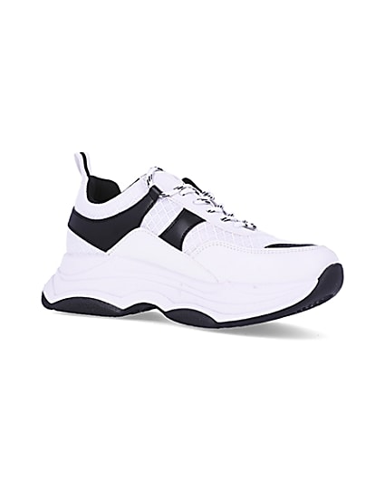 360 degree animation of product Black colour block chunky trainers frame-17