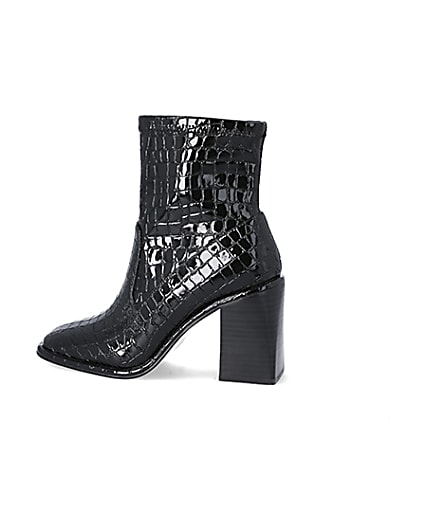 360 degree animation of product Black croc embossed heeled ankle boots frame-4