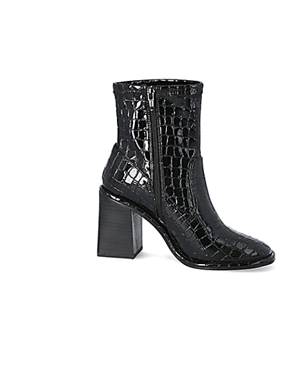 360 degree animation of product Black croc embossed heeled ankle boots frame-16