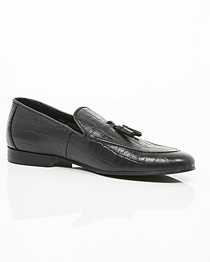 360 degree animation of product Black croc embossed leather loafers frame-8
