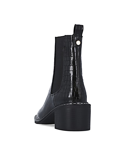 360 degree animation of product Black croc heeled chelsea boots frame-8