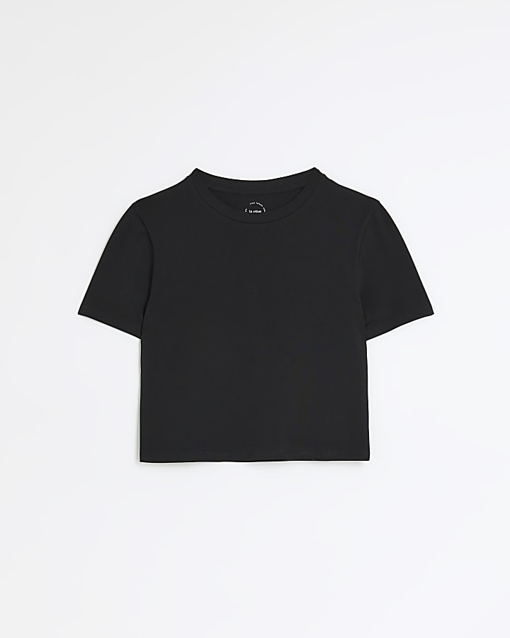 Black crop t-shirt