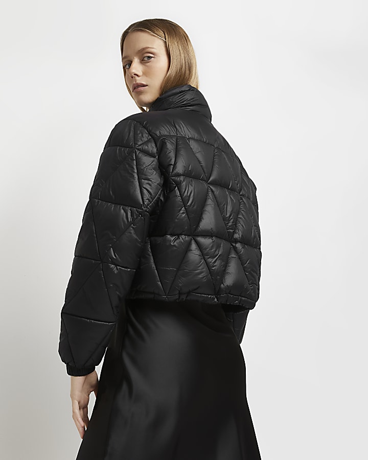 Black cropped quilted puffer coat