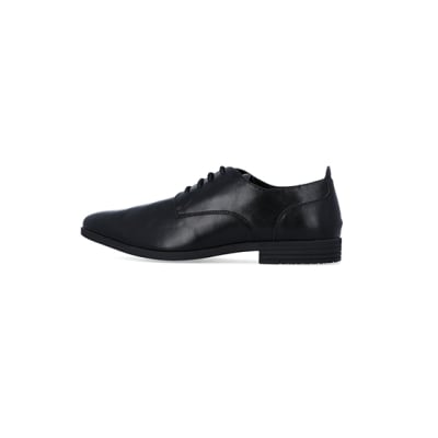 360 degree animation of product Black derby shoes frame-4