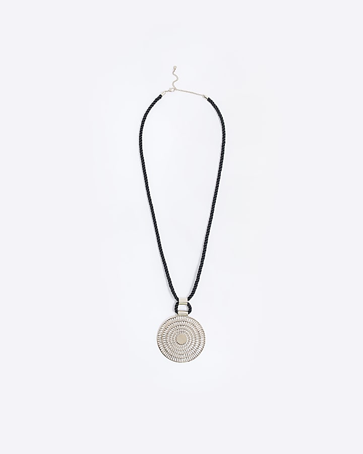 Black disc pendant necklace
