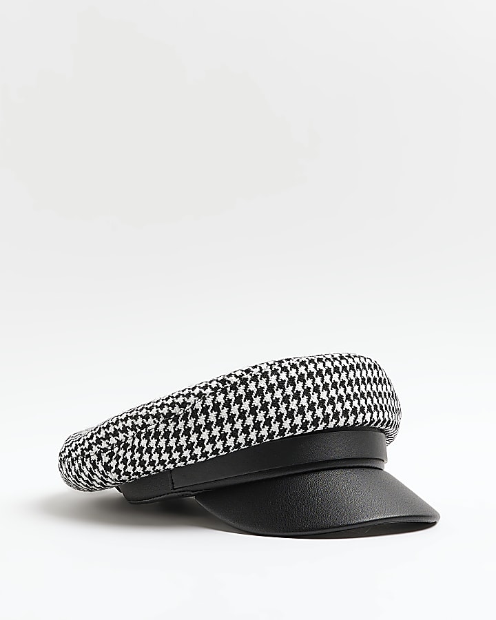 Black dogtooth faux leather hat