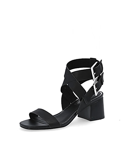 360 degree animation of product Black double buckle block heel sandals frame-1