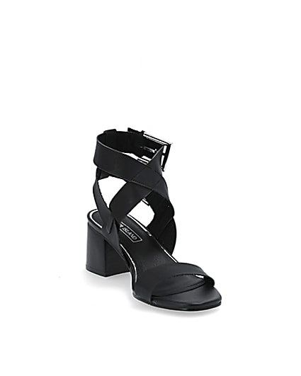 360 degree animation of product Black double buckle block heel sandals frame-19