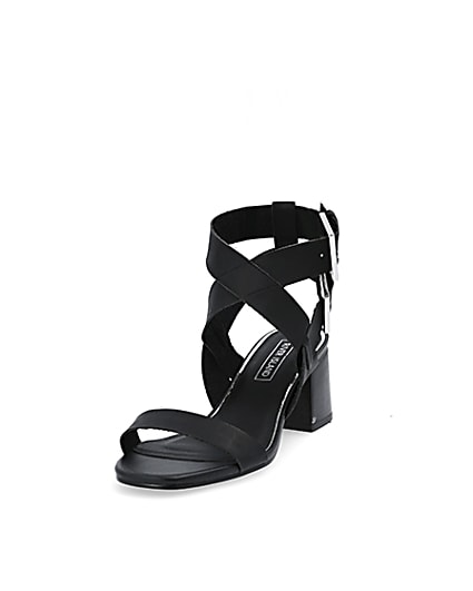 360 degree animation of product Black double buckle block heel sandals frame-23