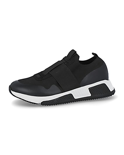 360 degree animation of product Black elasticated knitted runner trainers frame-2