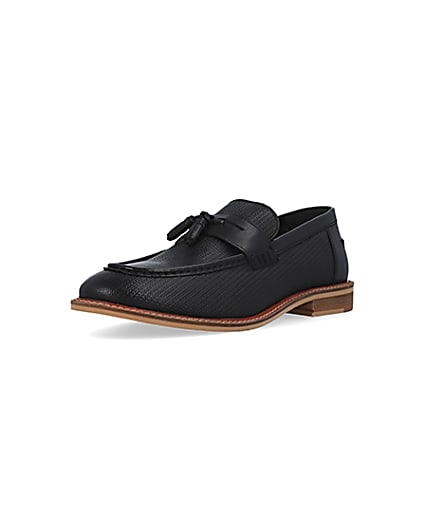 360 degree animation of product Black embossed leather tassel loafers frame-0