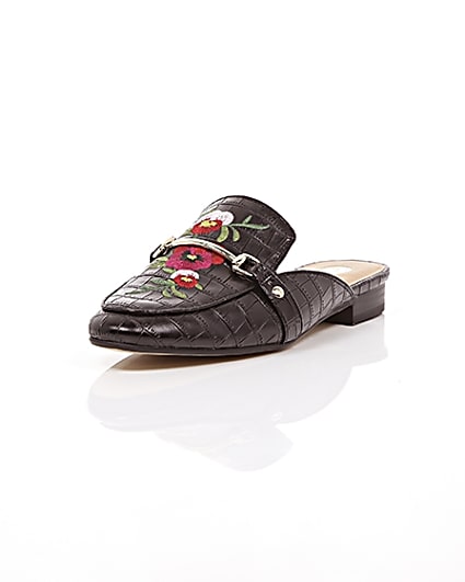 360 degree animation of product Black embroidered floral backless loafers frame-1
