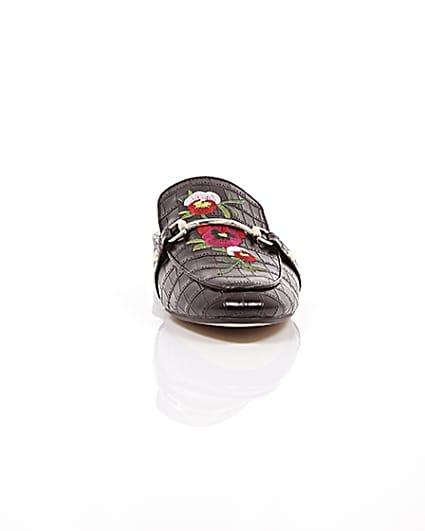 360 degree animation of product Black embroidered floral backless loafers frame-4