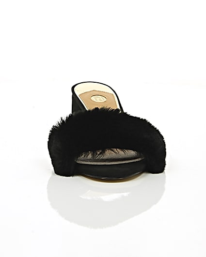 360 degree animation of product Black faux fur block heel mules frame-4