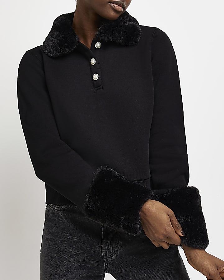 Black faux fur collared sweatshirt