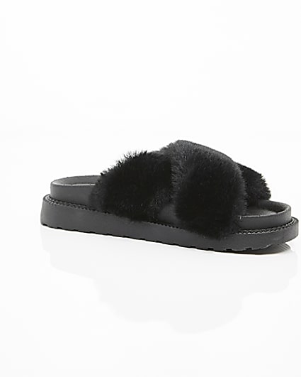 360 degree animation of product Black faux fur cross strap sliders frame-8
