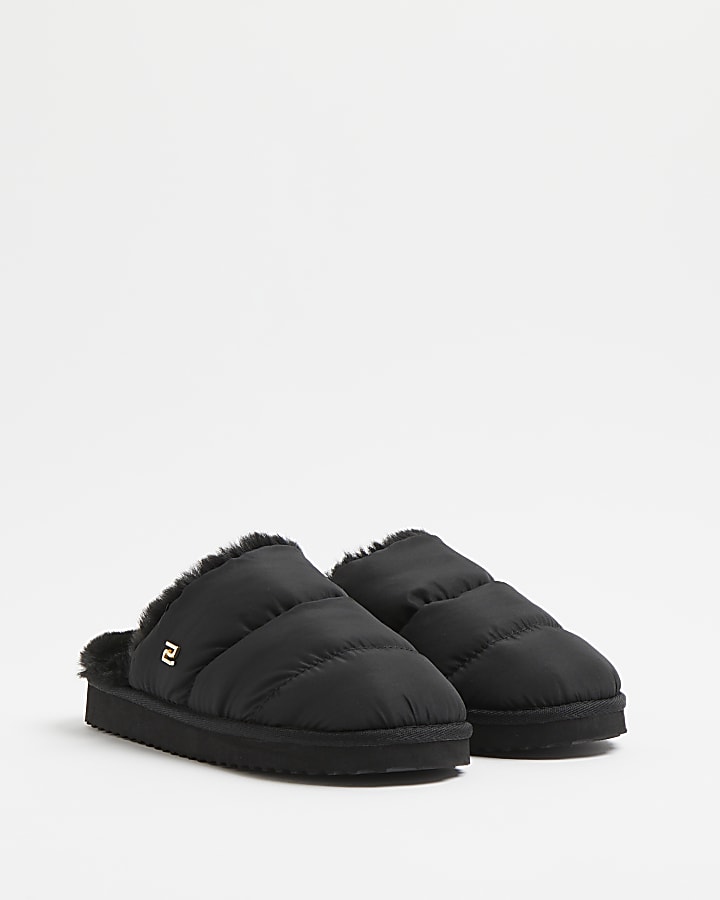 Black faux fur lined puffer slippers