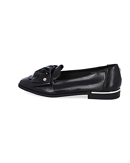 360 degree animation of product Black faux leather bow loafers frame-4