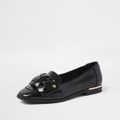 Black faux leather bow loafers