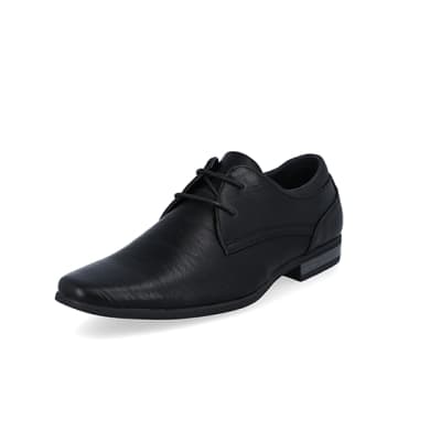 360 degree animation of product Black faux leather derby shoes frame-0