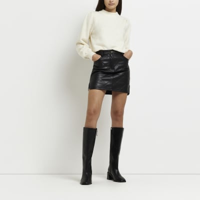 Black faux leather quilted mini skirt