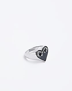 Black flame heart ring