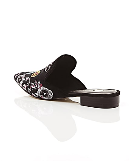 360 degree animation of product Black floral embroidered backless loafers frame-19