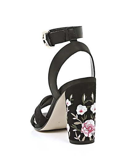 360 degree animation of product Black floral embroidered block heel sandals frame-17
