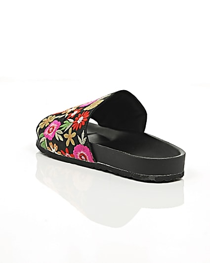360 degree animation of product Black floral embroidered sliders frame-18