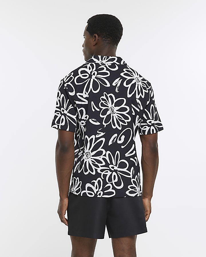 Black floral revere short sleeve shirt