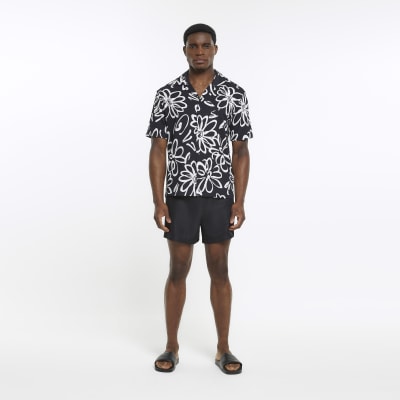 Black floral revere short sleeve shirt