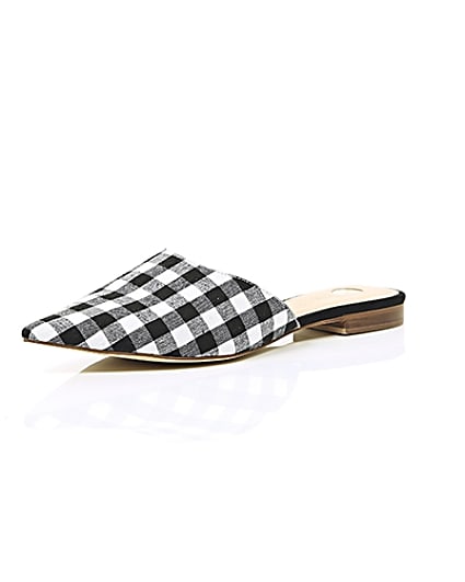 360 degree animation of product Black gingham print pointed mules frame-0