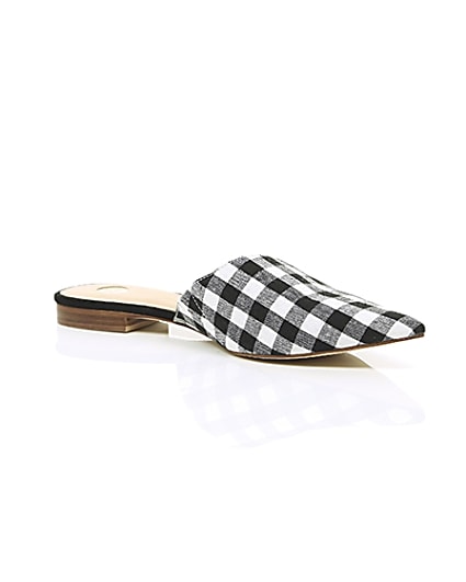 360 degree animation of product Black gingham print pointed mules frame-7