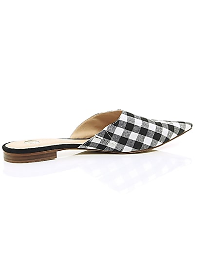 360 degree animation of product Black gingham print pointed mules frame-11