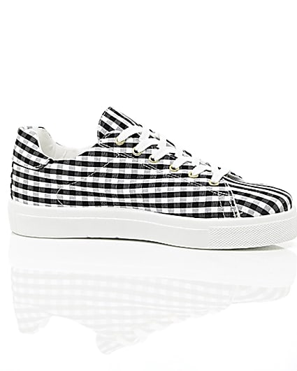 360 degree animation of product Black gingham print trainers frame-9