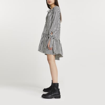 Black gingham tie neck smock mini dress