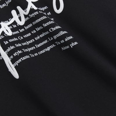 Black graphic print t-shirt