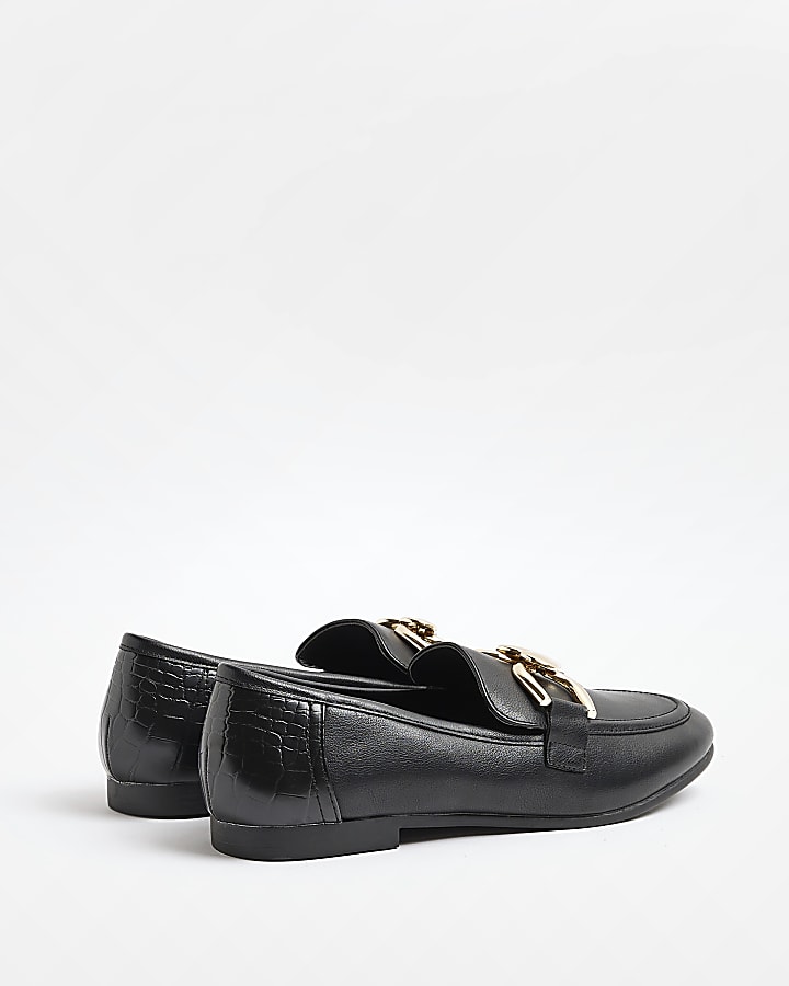 Black heart chain loafters