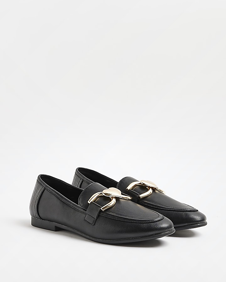 Black heart chain loafters