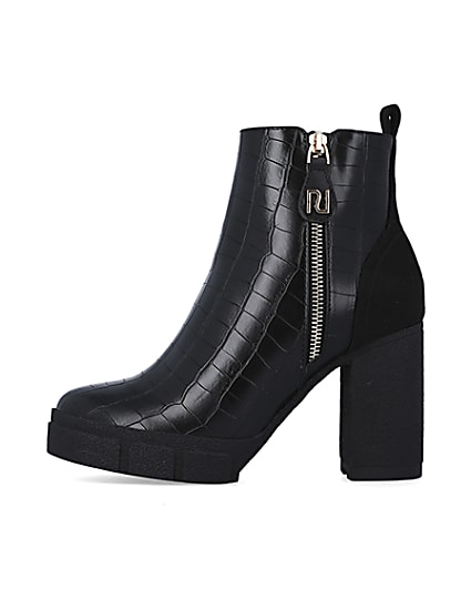 360 degree animation of product Black heeled ankle boots frame-3
