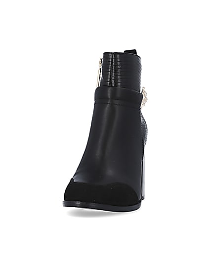 360 degree animation of product Black heeled ankle boots frame-22