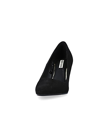 360 degree animation of product Black heeled court shoes frame-22