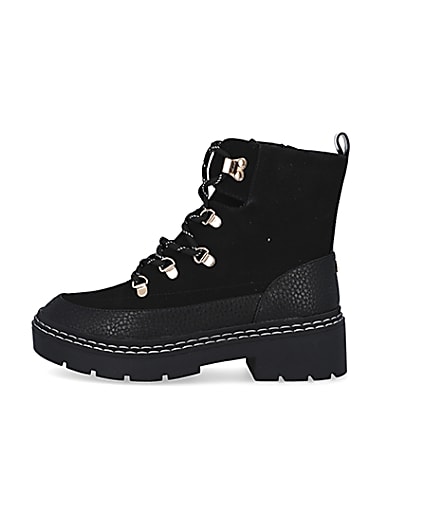 360 degree animation of product Black hiker boots frame-3