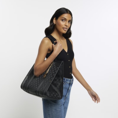 Black monogram outlet bag