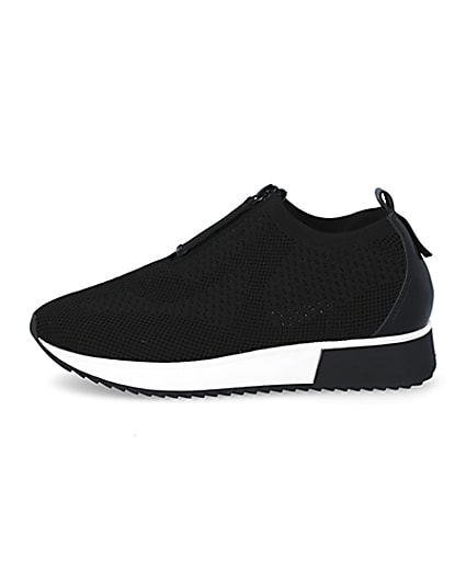 360 degree animation of product Black knit half zip cleated runner trainers frame-3