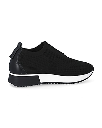 360 degree animation of product Black knit half zip cleated runner trainers frame-14