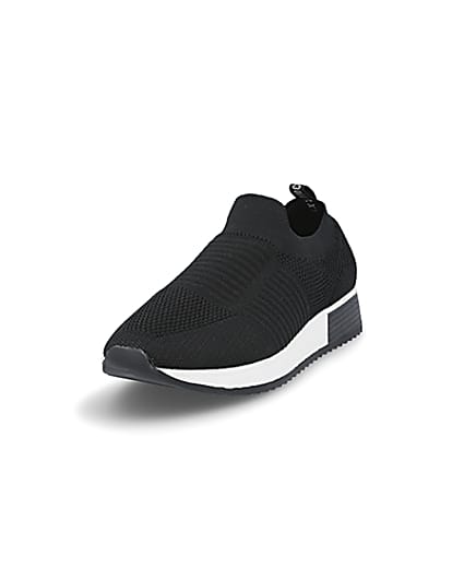 360 degree animation of product Black knit runner trainers frame-23