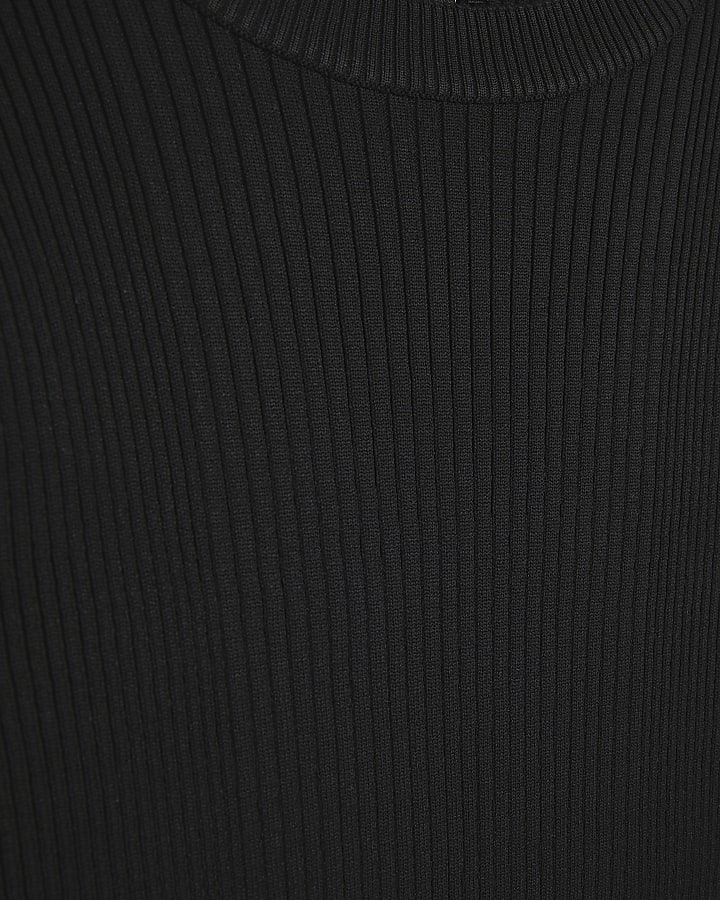 Black knit short sleeve top