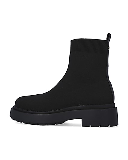 360 degree animation of product Black knitted chunky ankle boots frame-4